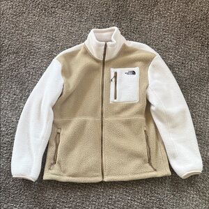 The North Face Yumiori Full-Zip Jacket